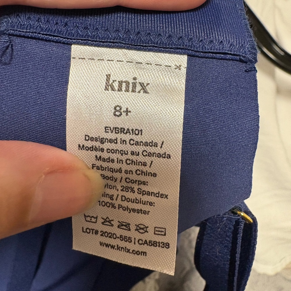 NWOT Knix Wingwoman Wireless Bra Navy 8+ - Picture 4 of 5